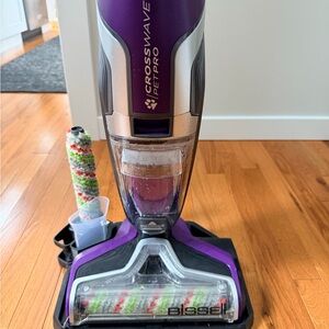 Bissell CrossWave Pet Pro in Purple and Silver